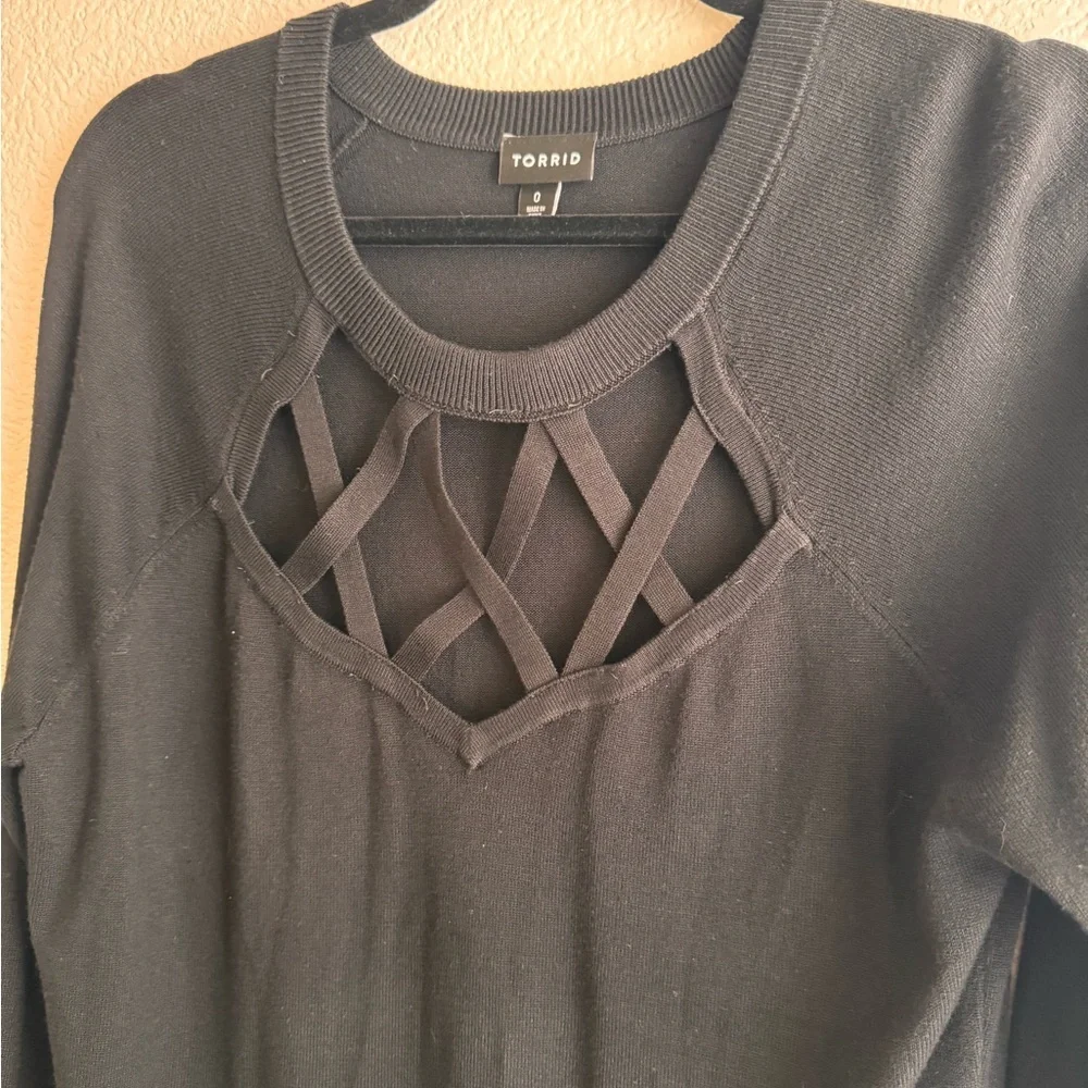 TORRID - Black Pullover cage front sweater - Size 0 | 0X | 12